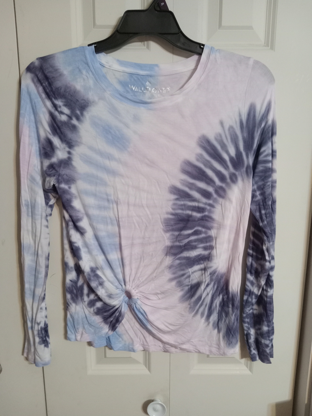 Wallflower Light Blue & Navy Tie-Dye Long Sleeve Knot Front Top